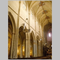 Catedral de Pamplona, photo Zarateman, Wikipedia.jpg